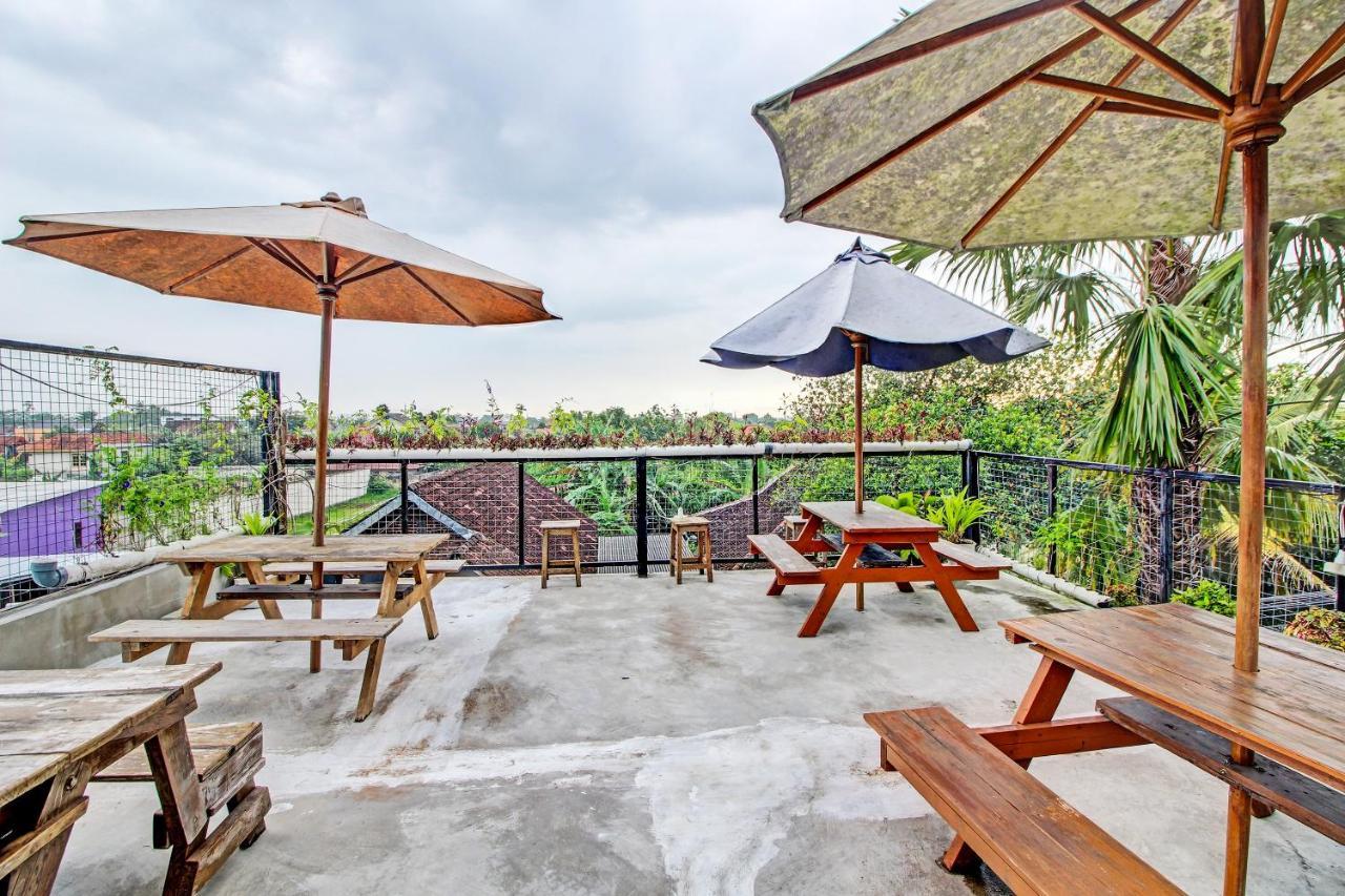 Oyo 92256 Sentosa Residence Jogjakarta Buitenkant foto