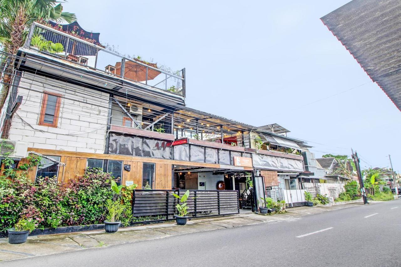 Oyo 92256 Sentosa Residence Jogjakarta Buitenkant foto