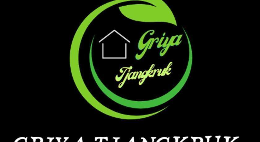 Oyo 92256 Sentosa Residence Jogjakarta Buitenkant foto