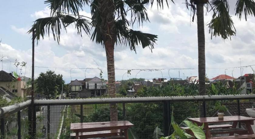 Oyo 92256 Sentosa Residence Jogjakarta Buitenkant foto